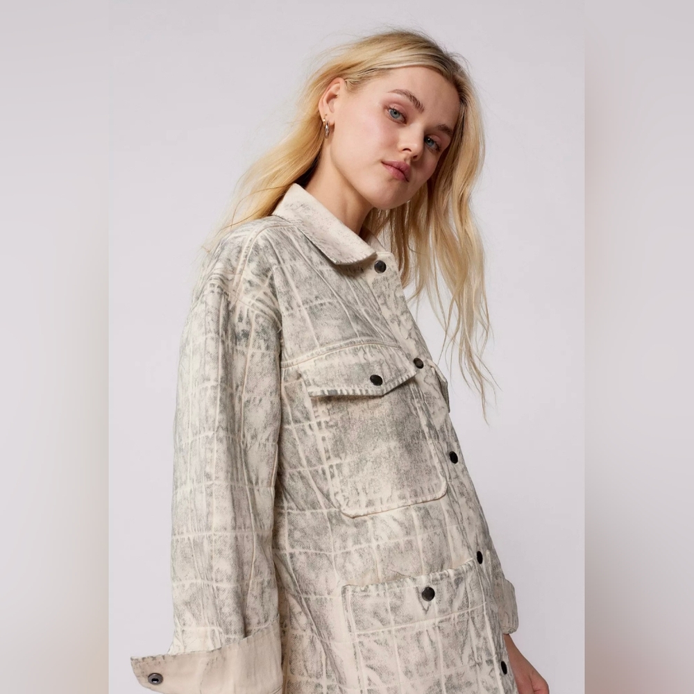 NWT button down jacket with pockets - Picture 4 of 7